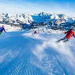 Chalet Ski-inout 4br Alpen Chalet, Views & Fire *