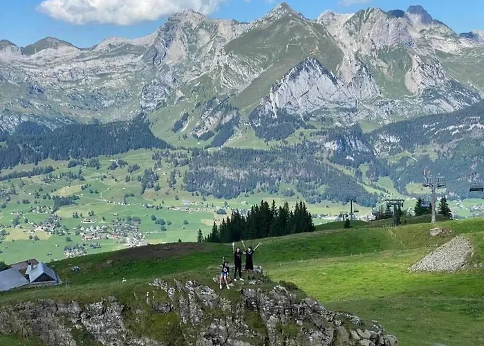 Ski-inout 4br Alpen Chalet, Views & Fire