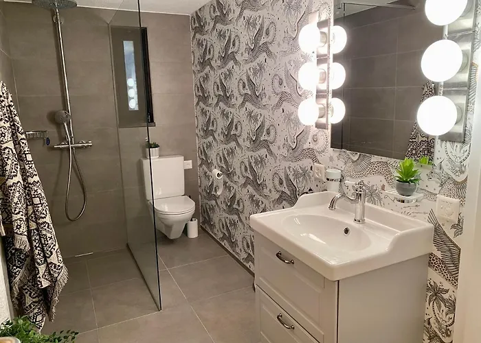 Ski-inout 4br Alpen Chalet, Views & Fire Chalé *