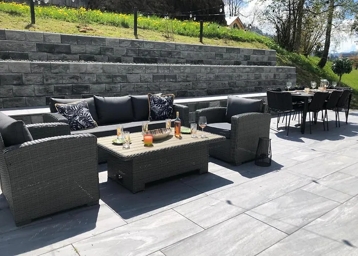 Ski-inout 4br Alpen Chalet, Views & Fire * Alt St. Johann