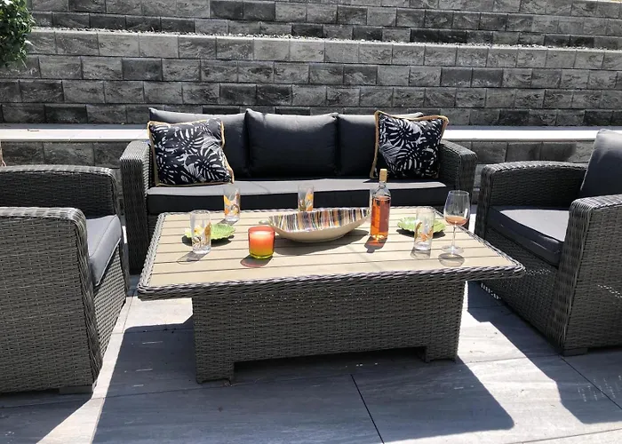 Ski-inout 4br Alpen Chalet, Views & Fire Chalé Alt St. Johann