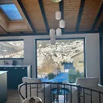 Chalet Ski-inout 4br Alpen Chalet, Views & Fire *