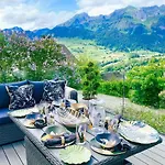 Ski-inout 4br Alpen Chalet, Views & Fire * Alt St. Johann