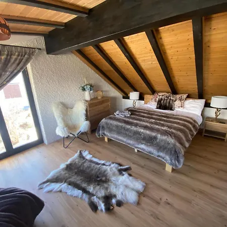 Ski-inout 4br Alpen Chalet, Views&fire Chalet *